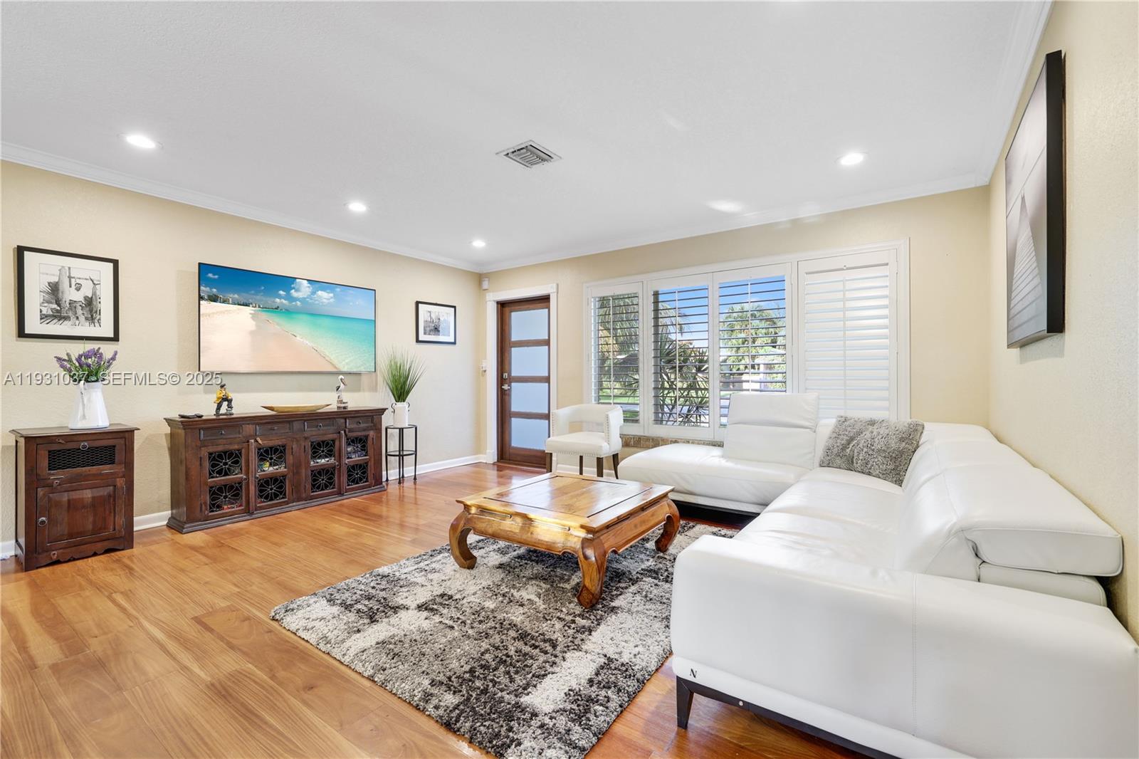 AVALON GARDEN ESTATES 1ST - Residential