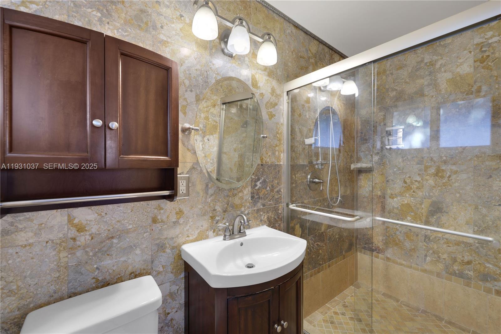 AVALON GARDEN ESTATES 1ST - Residential