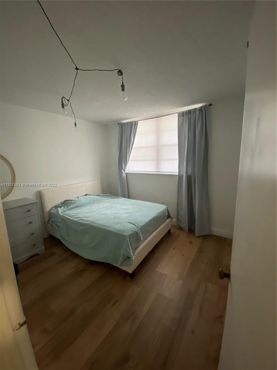 EL CONQUISTADOR SOUTH CON - Residential