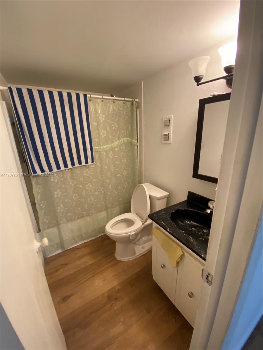 EL CONQUISTADOR SOUTH CON - Residential