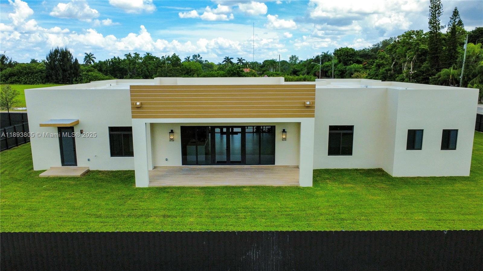 Estates of Biscayne - Residential