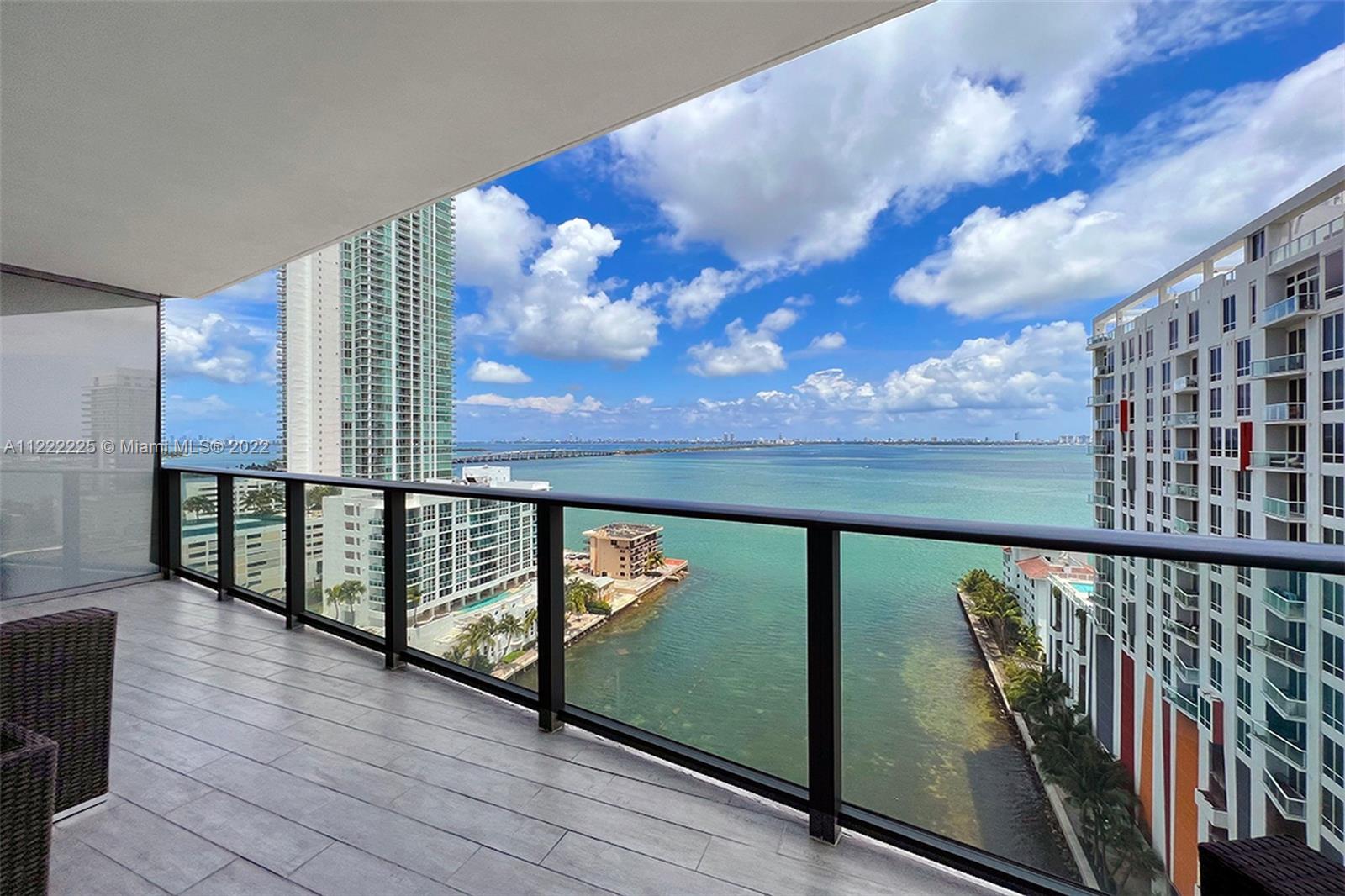 ICON BAY CONDO - Residential Lease