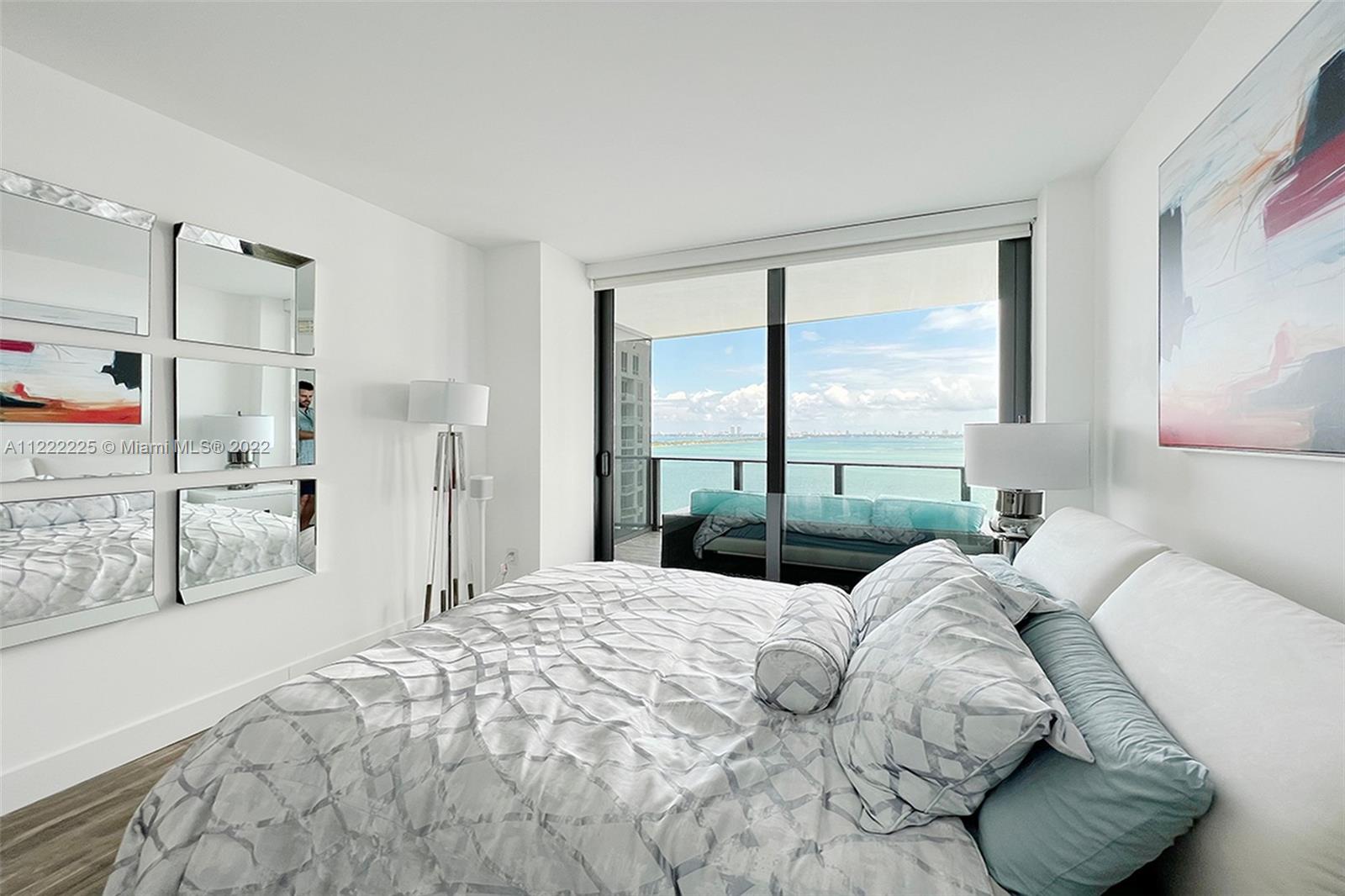 ICON BAY CONDO - Residential Lease