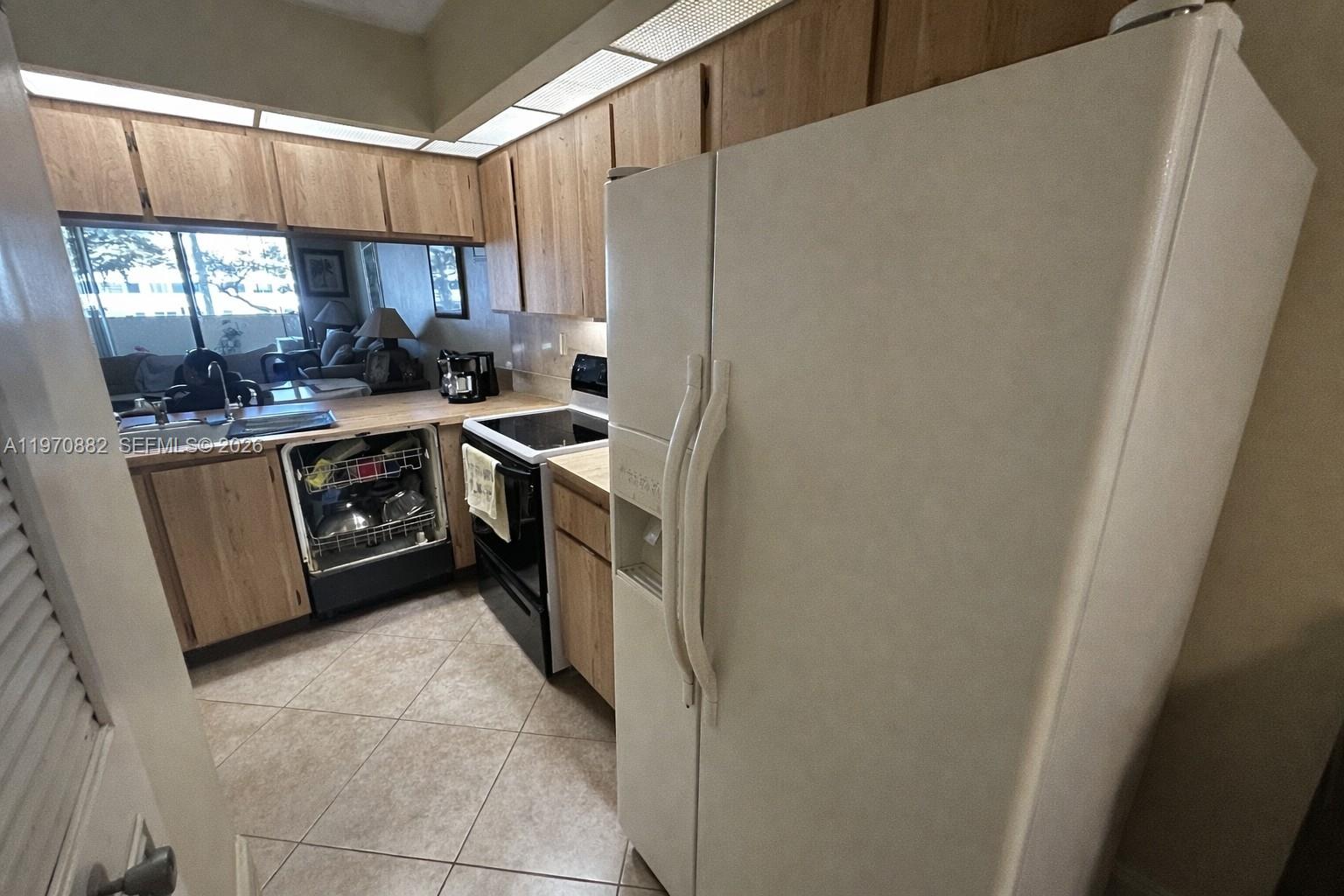 ROYAL PALM AT PLANTATION - Residential