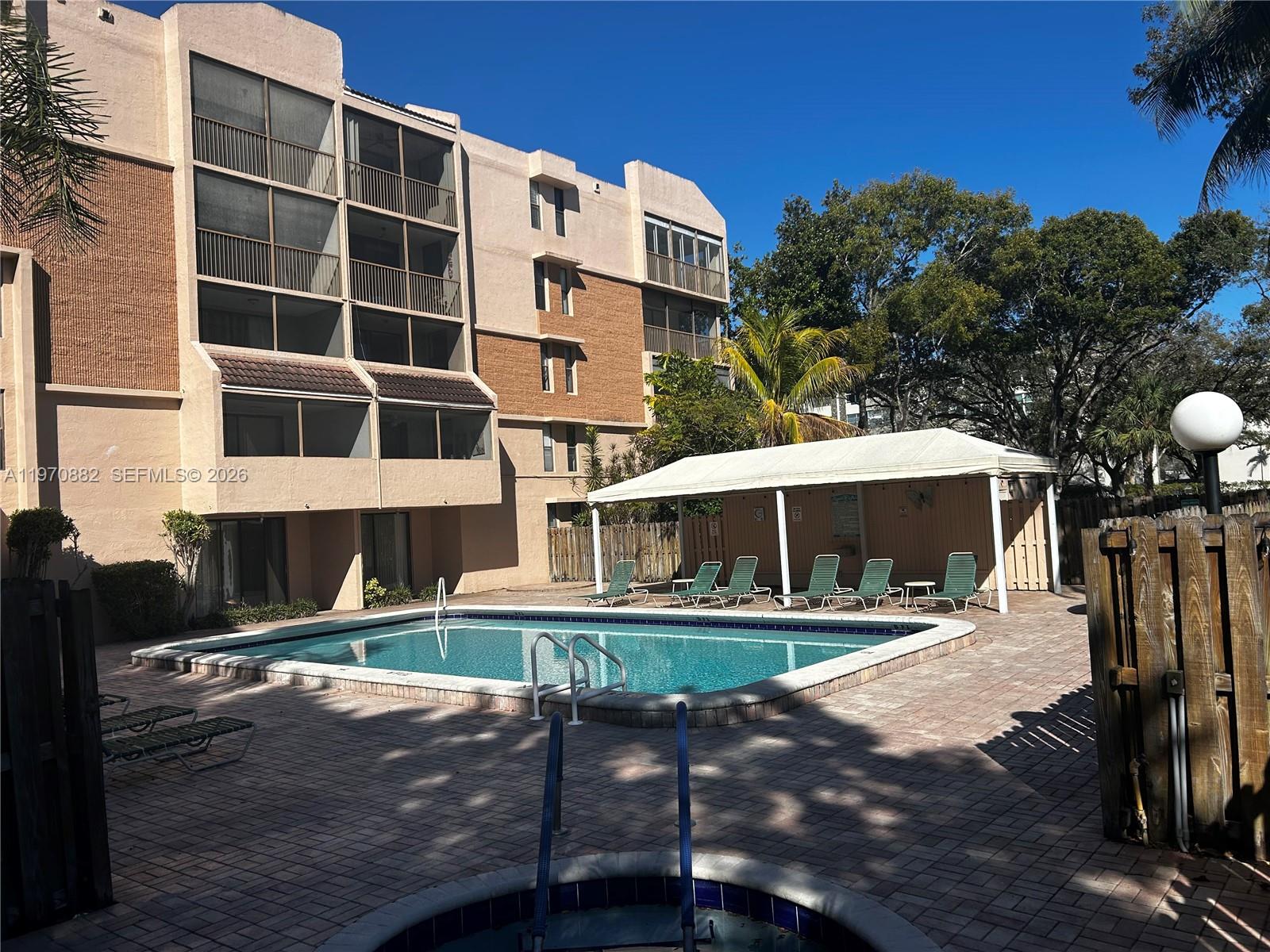 ROYAL PALM AT PLANTATION - Residential