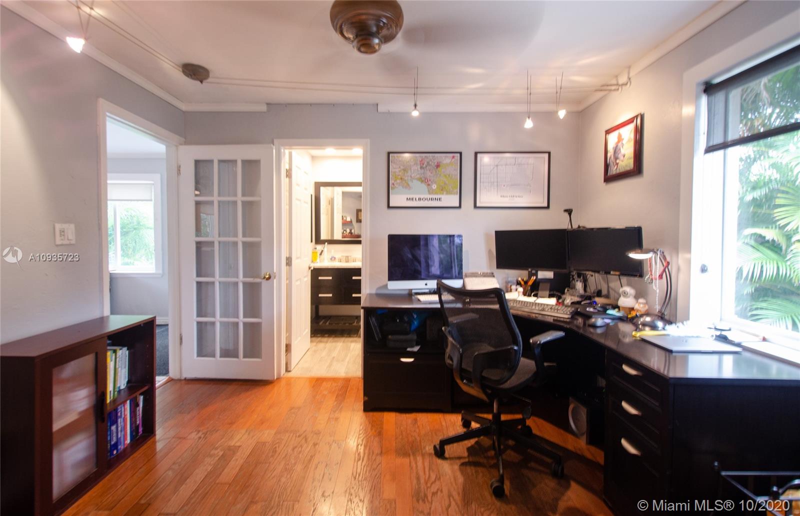 RIVERSIDE PARK - Residential