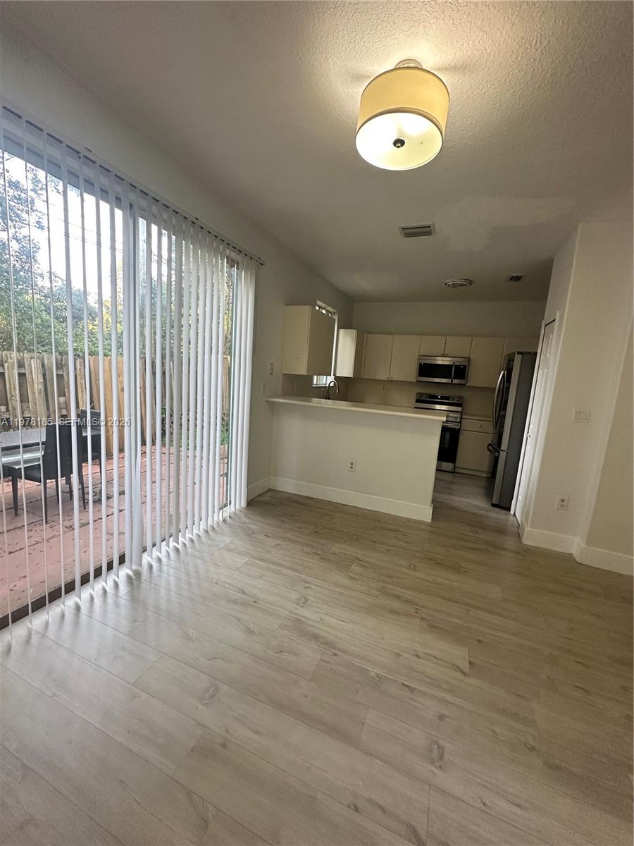 SHOMA TOWNHOMES AT KEYSCO - Residential Lease