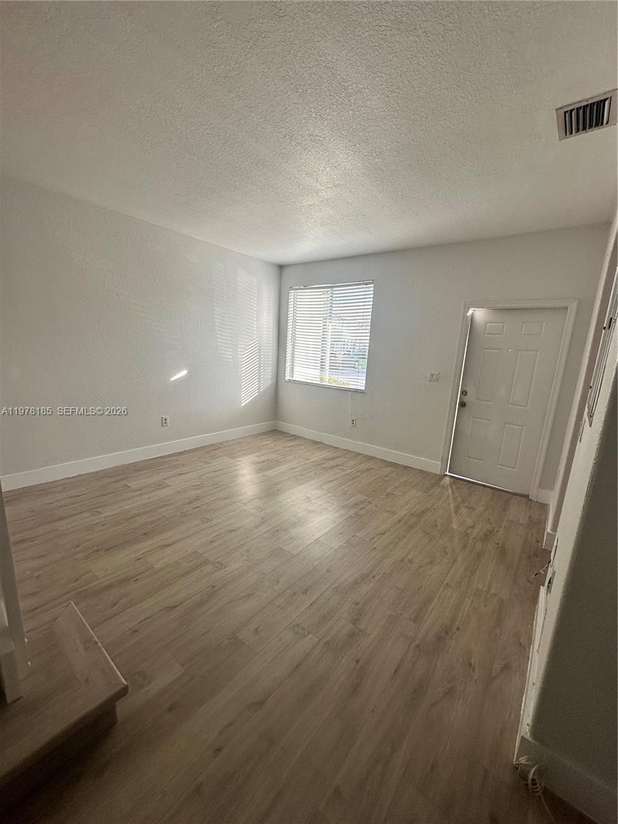 SHOMA TOWNHOMES AT KEYSCO - Residential Lease