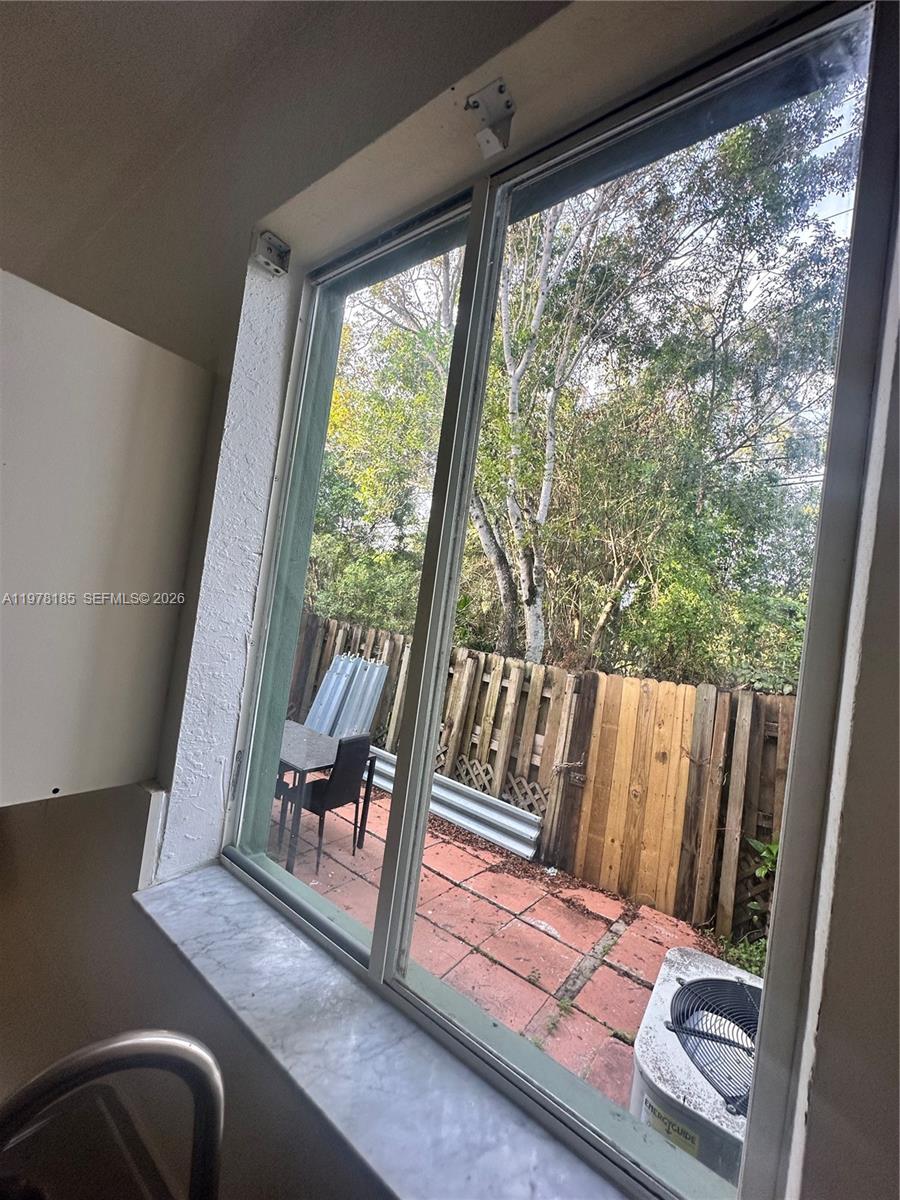 SHOMA TOWNHOMES AT KEYSCO - Residential Lease