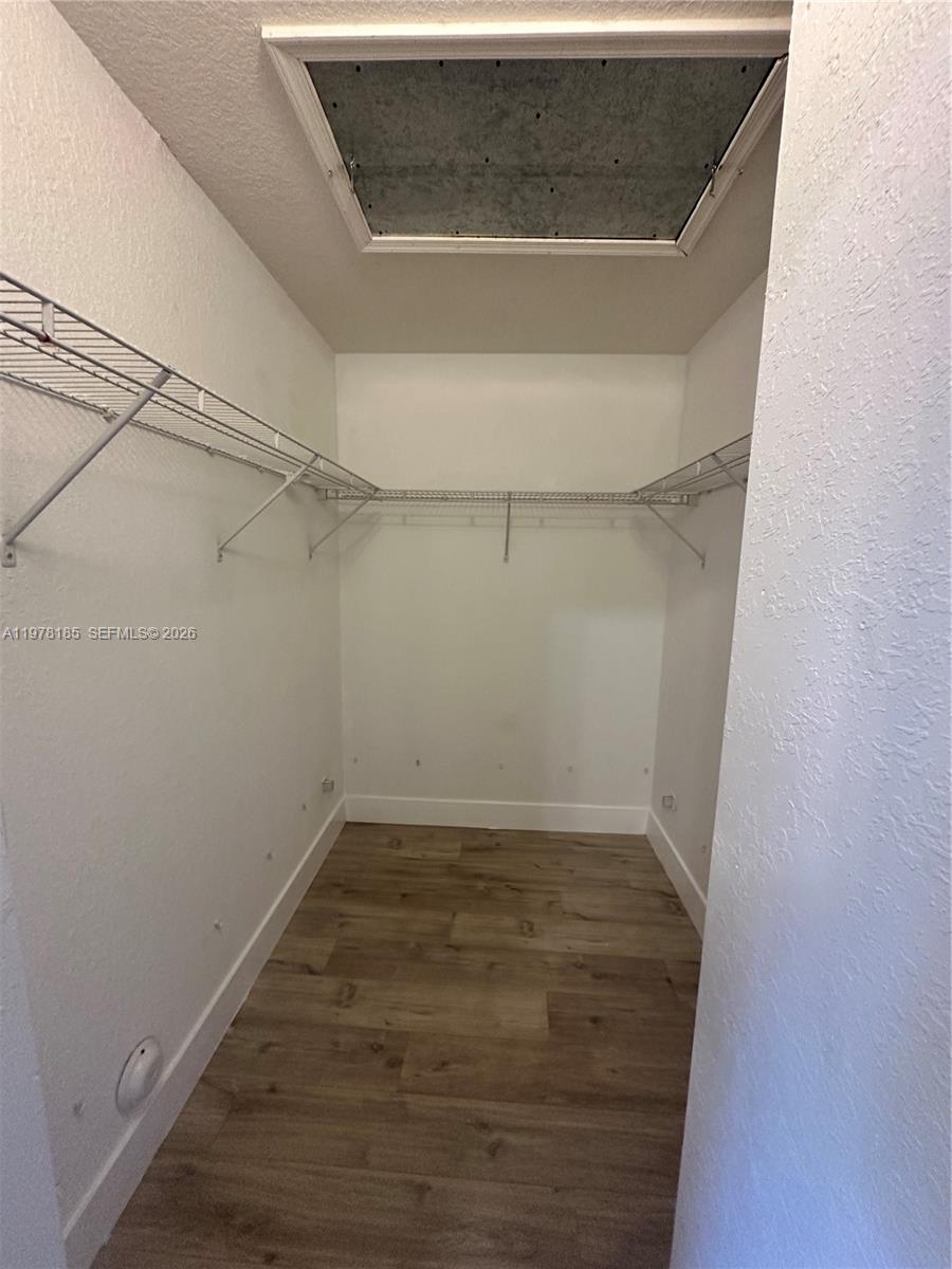 SHOMA TOWNHOMES AT KEYSCO - Residential Lease