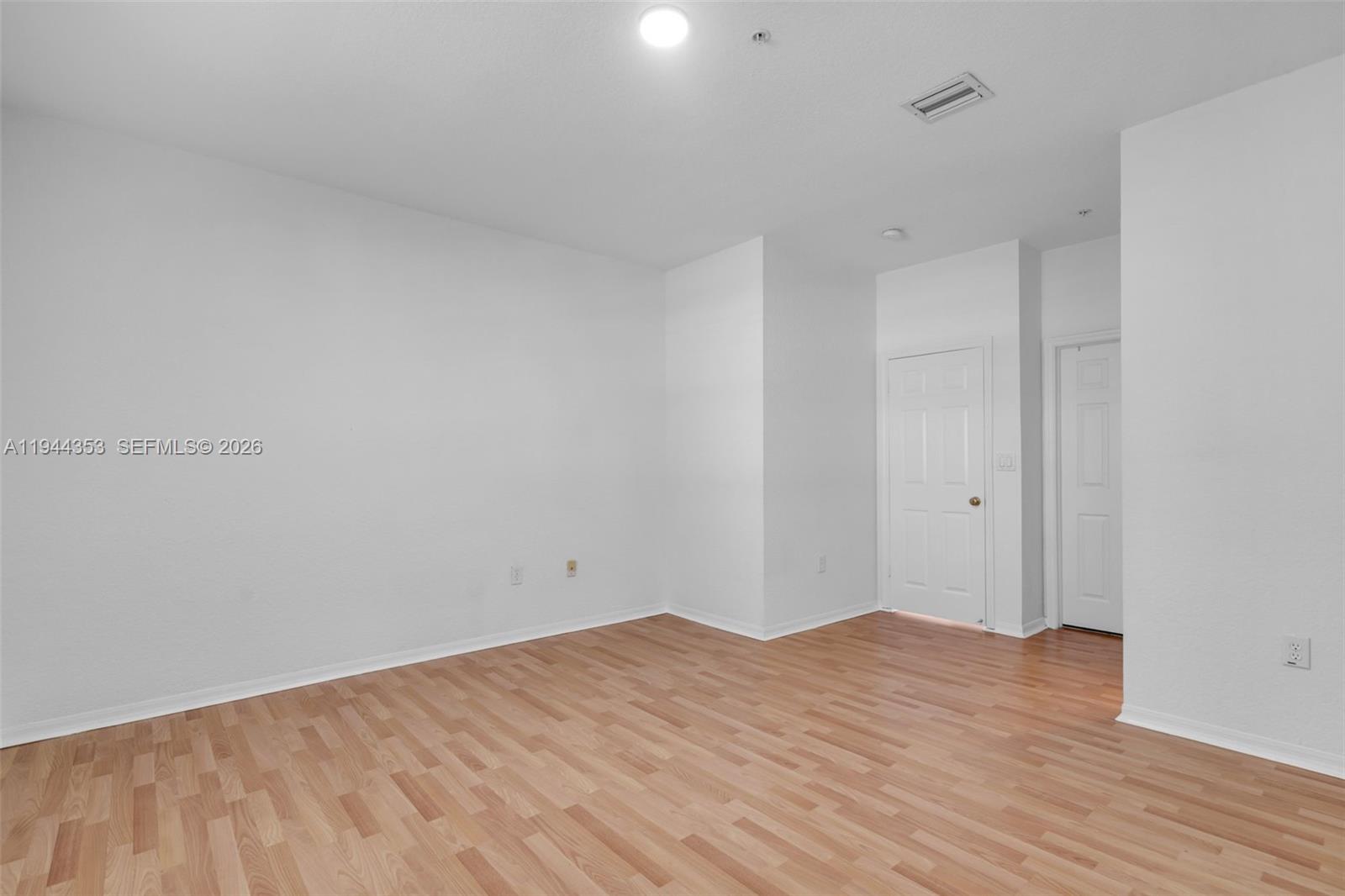 LAS BRISAS AT DORAL CONDO - Residential