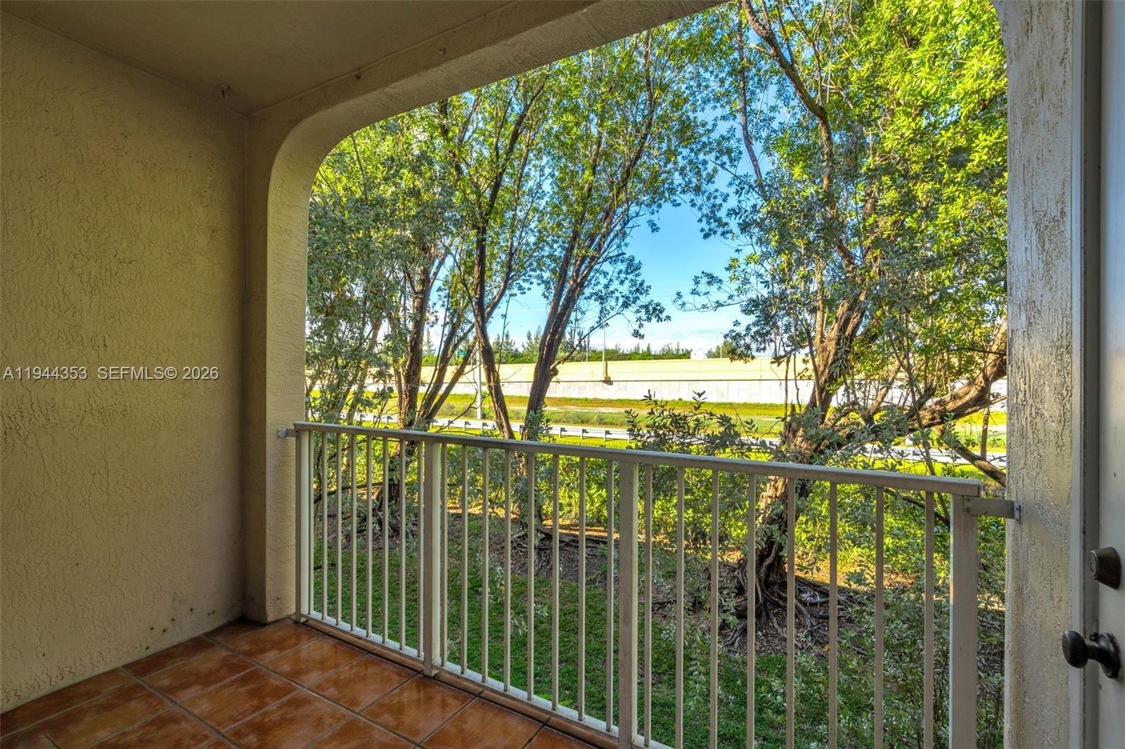 LAS BRISAS AT DORAL CONDO - Residential