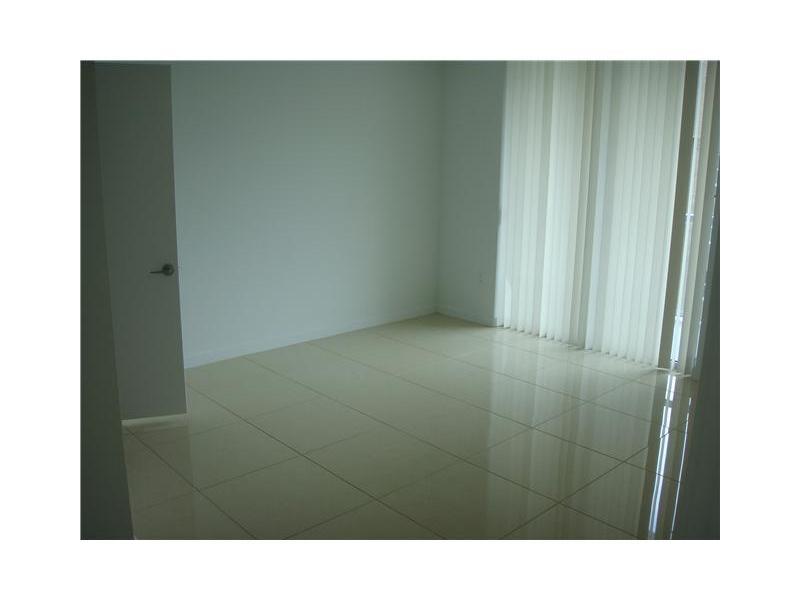 AXIS ON BRICKELL - Residential Lease