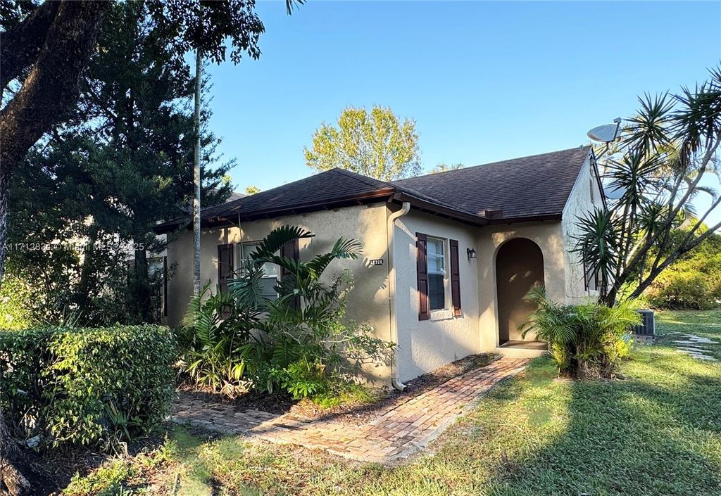 Photo of 22320 SW 57th Cir #22320, Boca Raton, FL 33428 (MLS # A11712834)