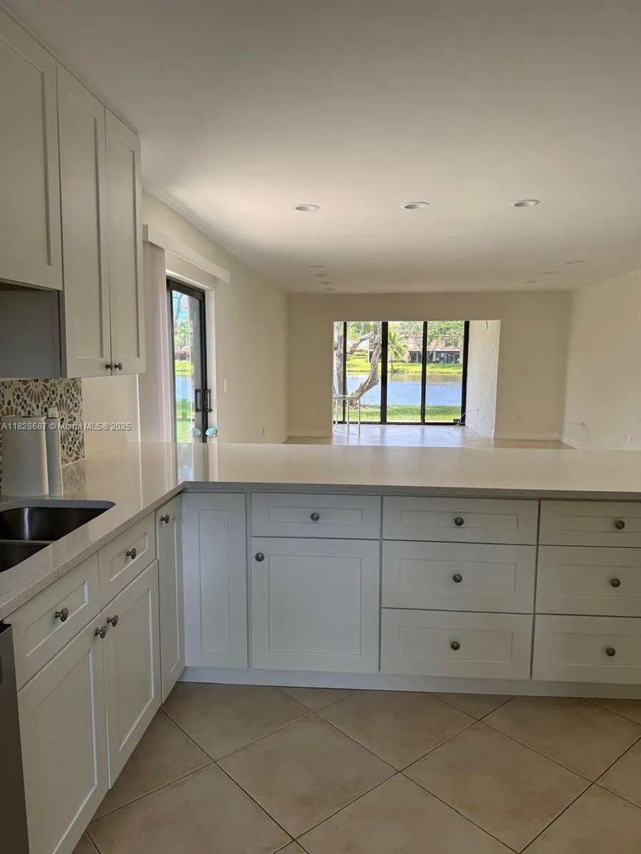 Boca Raton, Florida 33428, United States, 2 Bedrooms Bedrooms, ,2 BathroomsBathrooms,Residential,Active,158800