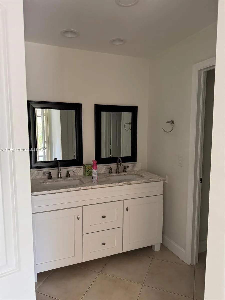 Boca Raton, Florida 33428, United States, 2 Bedrooms Bedrooms, ,2 BathroomsBathrooms,Residential,Active,158800