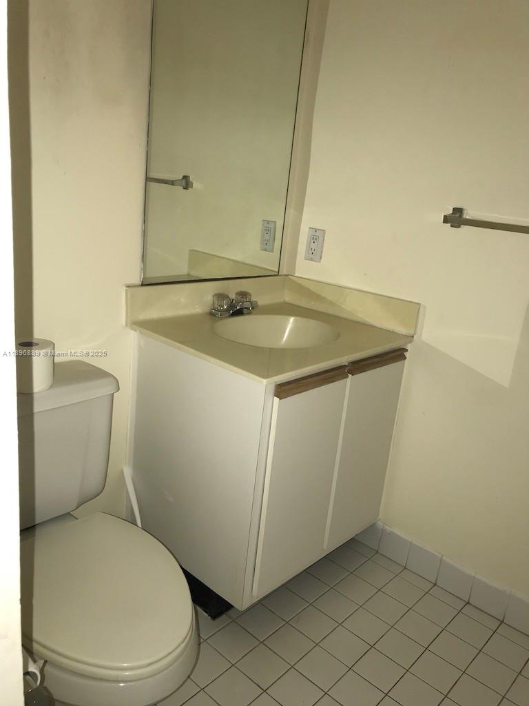BRICKELL KEY II CONDO - Residential