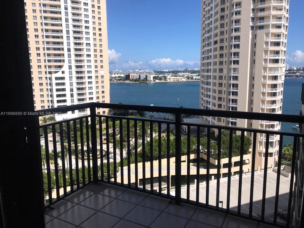 BRICKELL KEY II CONDO - Residential