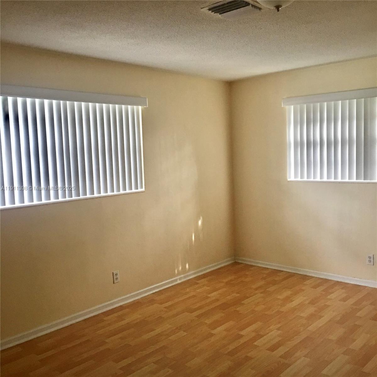 CORAL RIDGE ISLES - Residential Lease