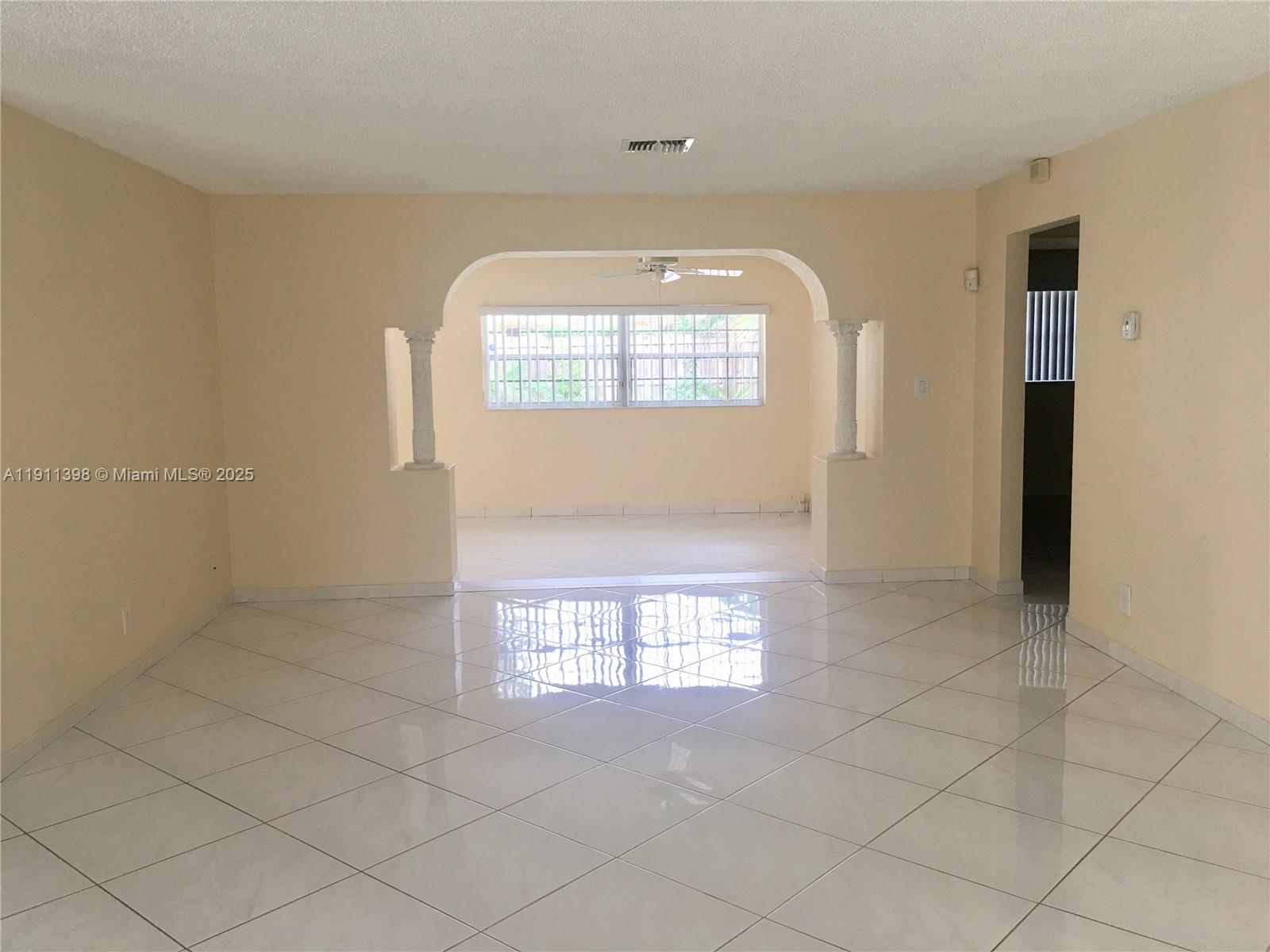 CORAL RIDGE ISLES - Residential Lease