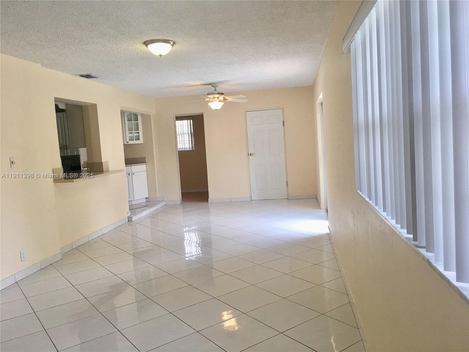 CORAL RIDGE ISLES - Residential Lease