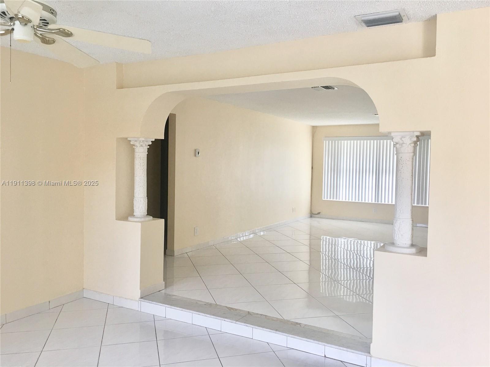 CORAL RIDGE ISLES - Residential Lease