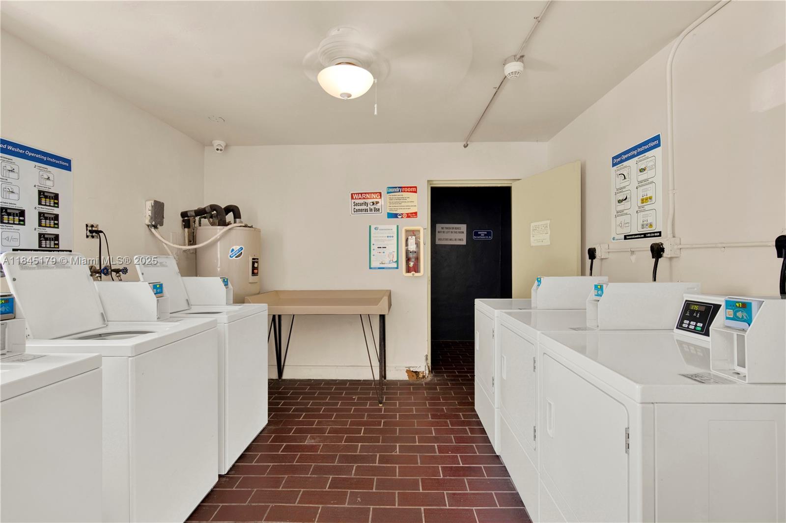 NEW LAND GARDENS CONDO - Residential