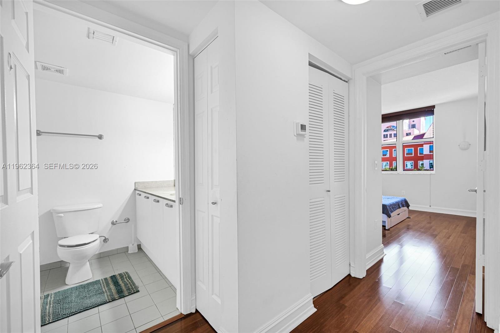 THE MINORCA CONDO - Residential