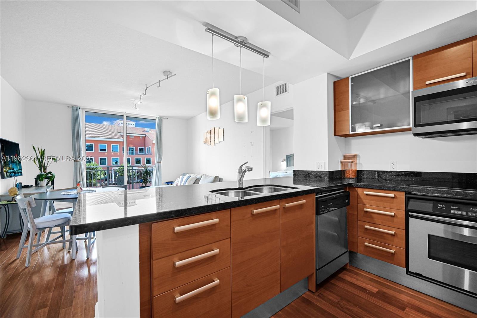 THE MINORCA CONDO - Residential