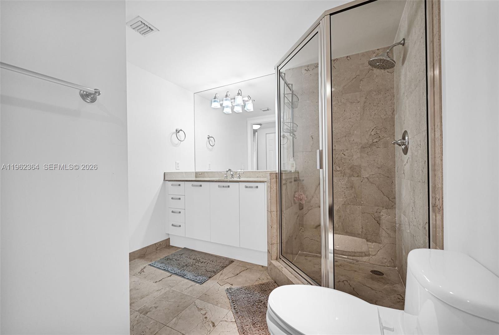 THE MINORCA CONDO - Residential