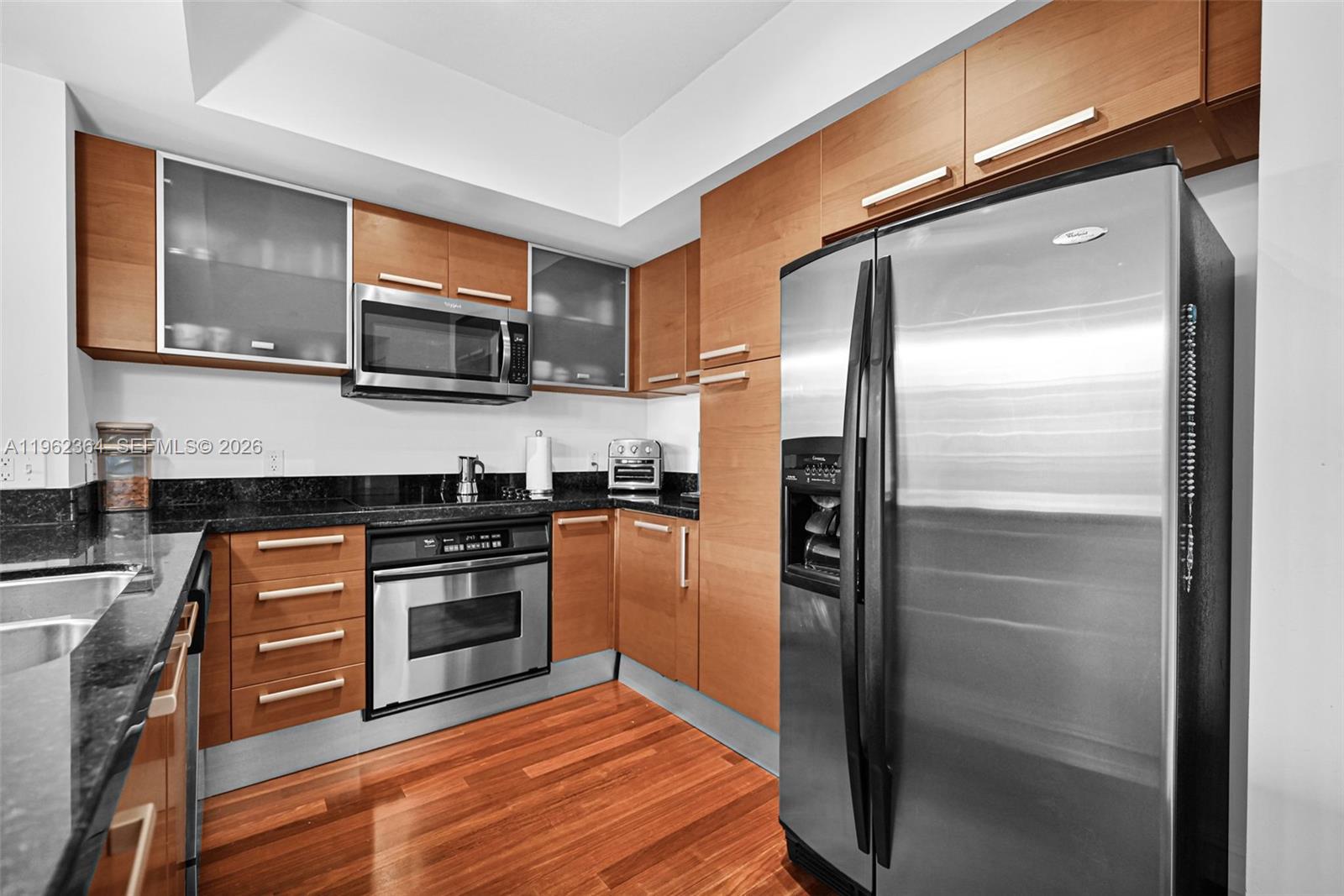 THE MINORCA CONDO - Residential