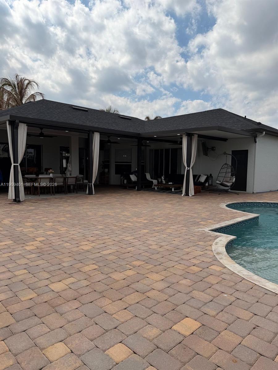 PALM LAKES GARDENS - Residential