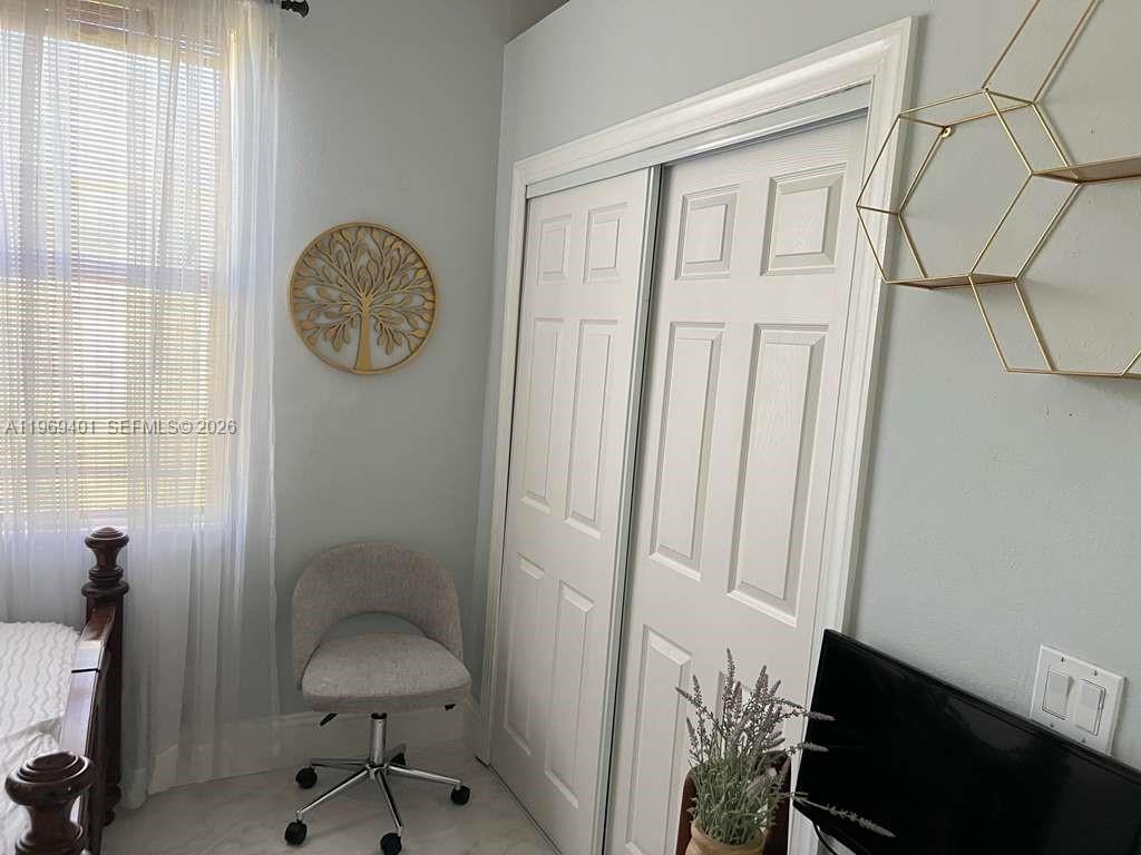 PALM LAKES GARDENS - Residential