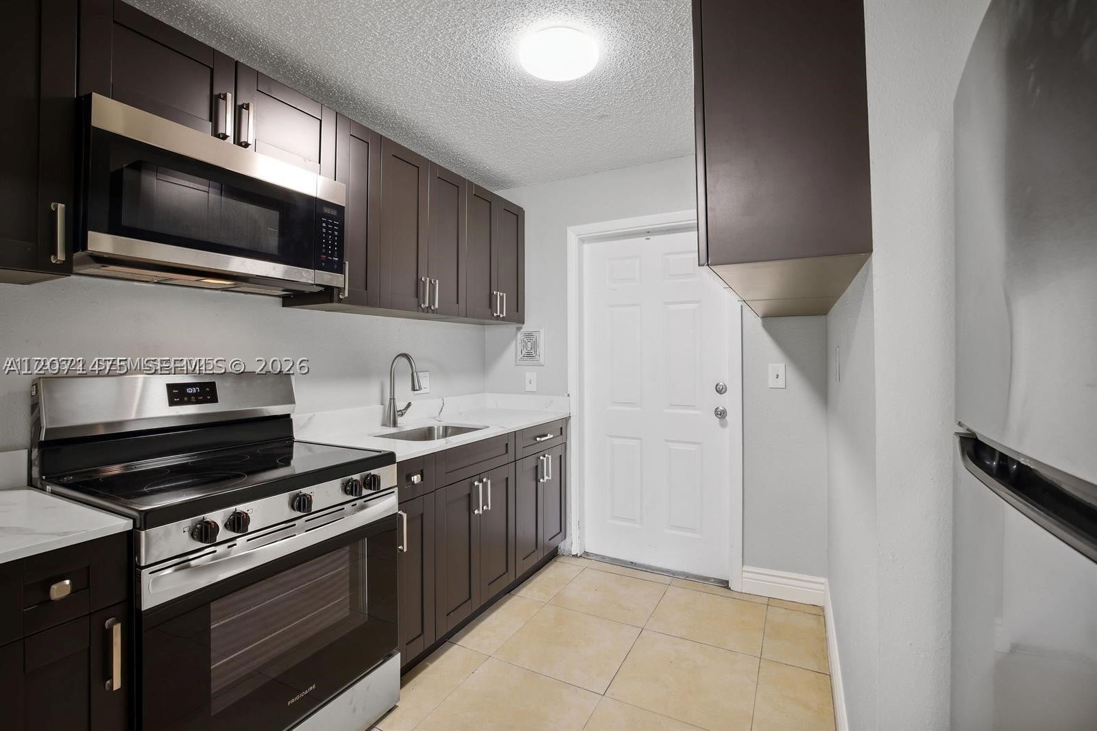 850 E Commercial Blvd 214B