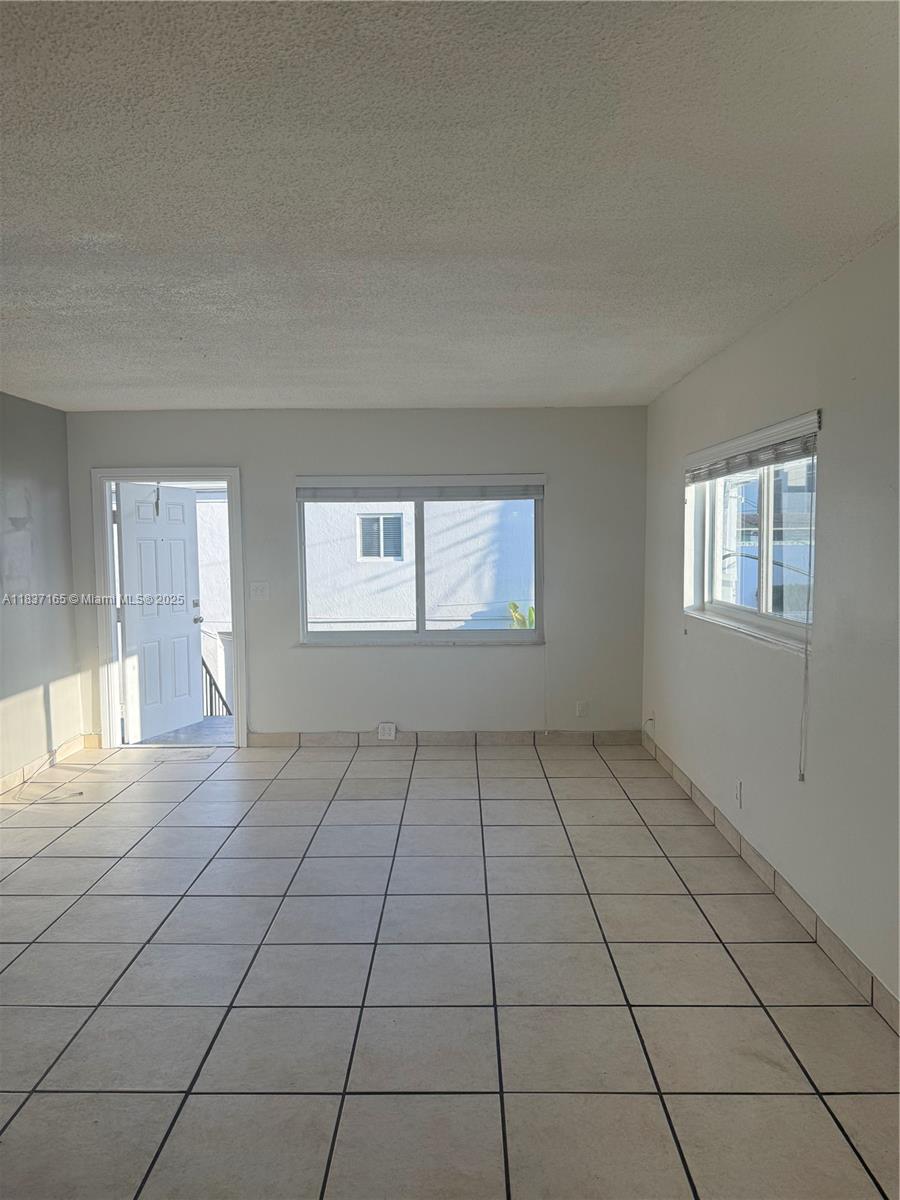 715 NE 2nd Ave 205