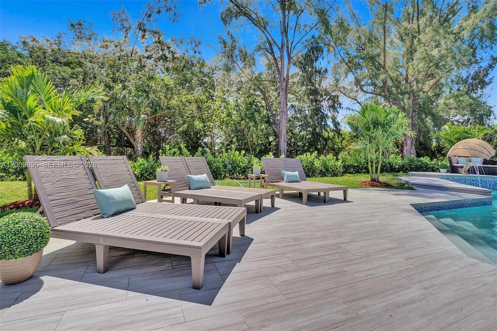 PLANTATION HARBOR FOURTH - Residential