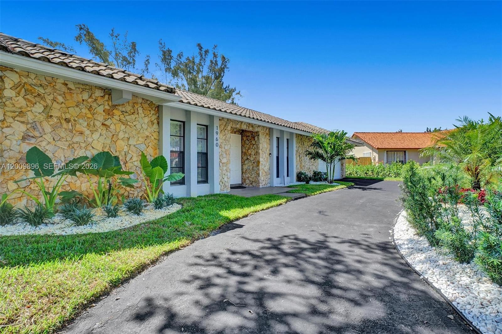 PLANTATION HARBOR FOURTH - Residential