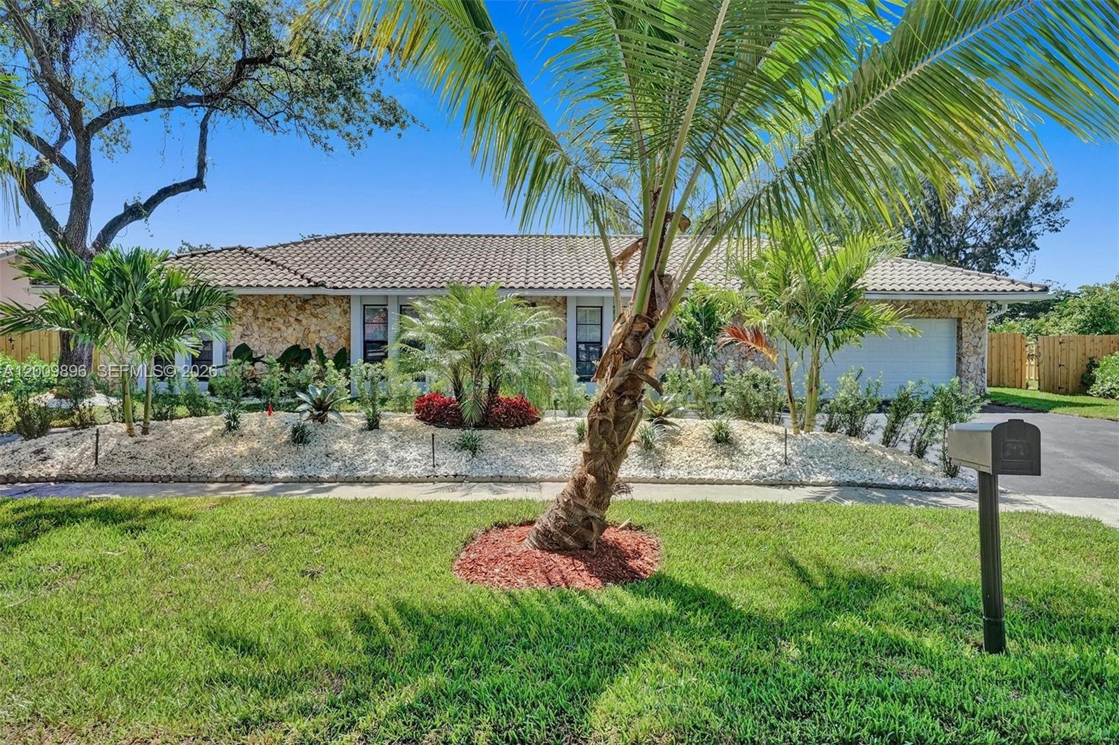 PLANTATION HARBOR FOURTH - Residential