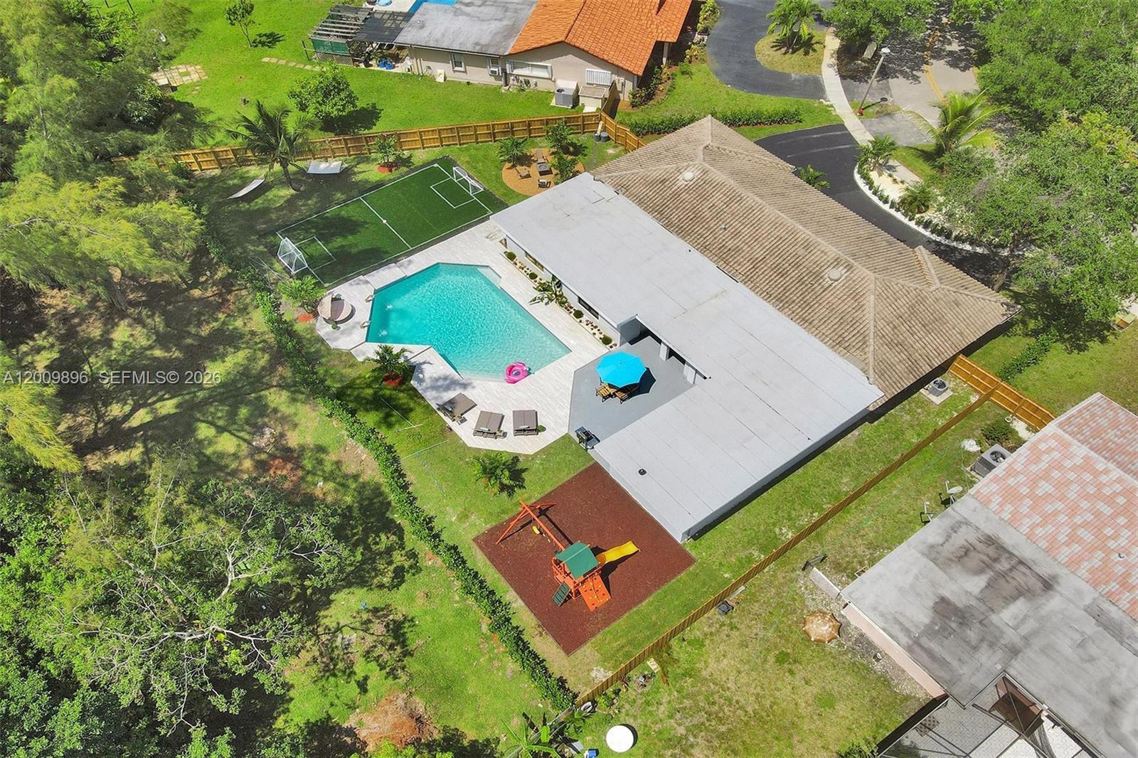 PLANTATION HARBOR FOURTH - Residential