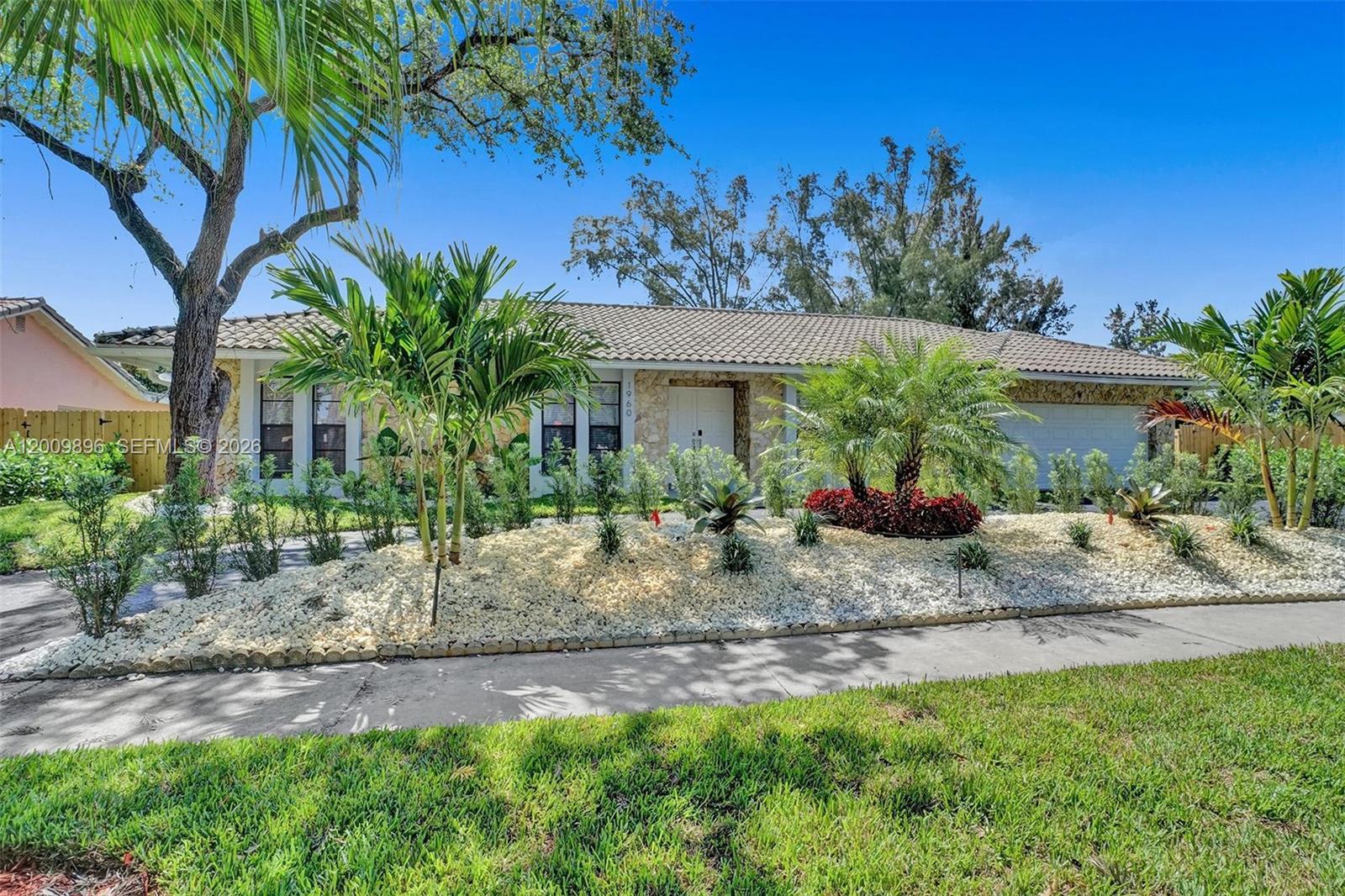 PLANTATION HARBOR FOURTH - Residential