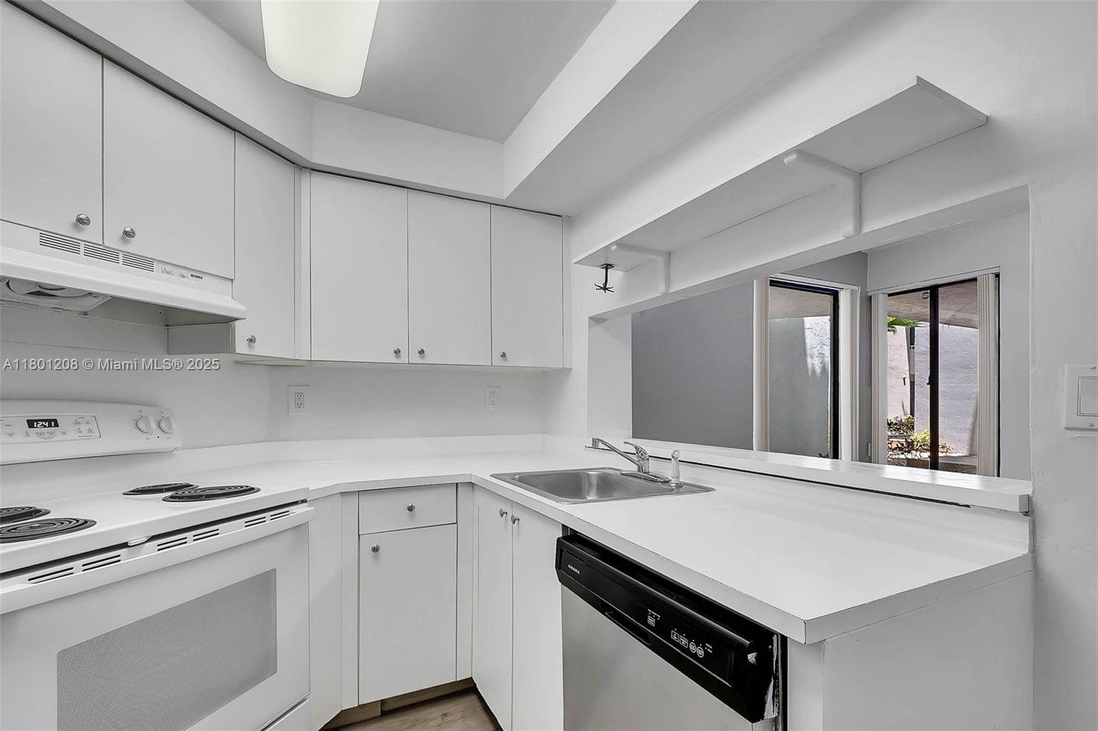 VERABELLA FALLS CONDO - Residential