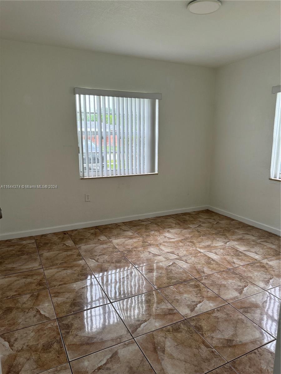 RICHARDS MANORS - Residential Lease