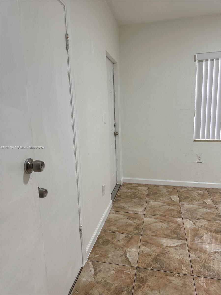 RICHARDS MANORS - Residential Lease