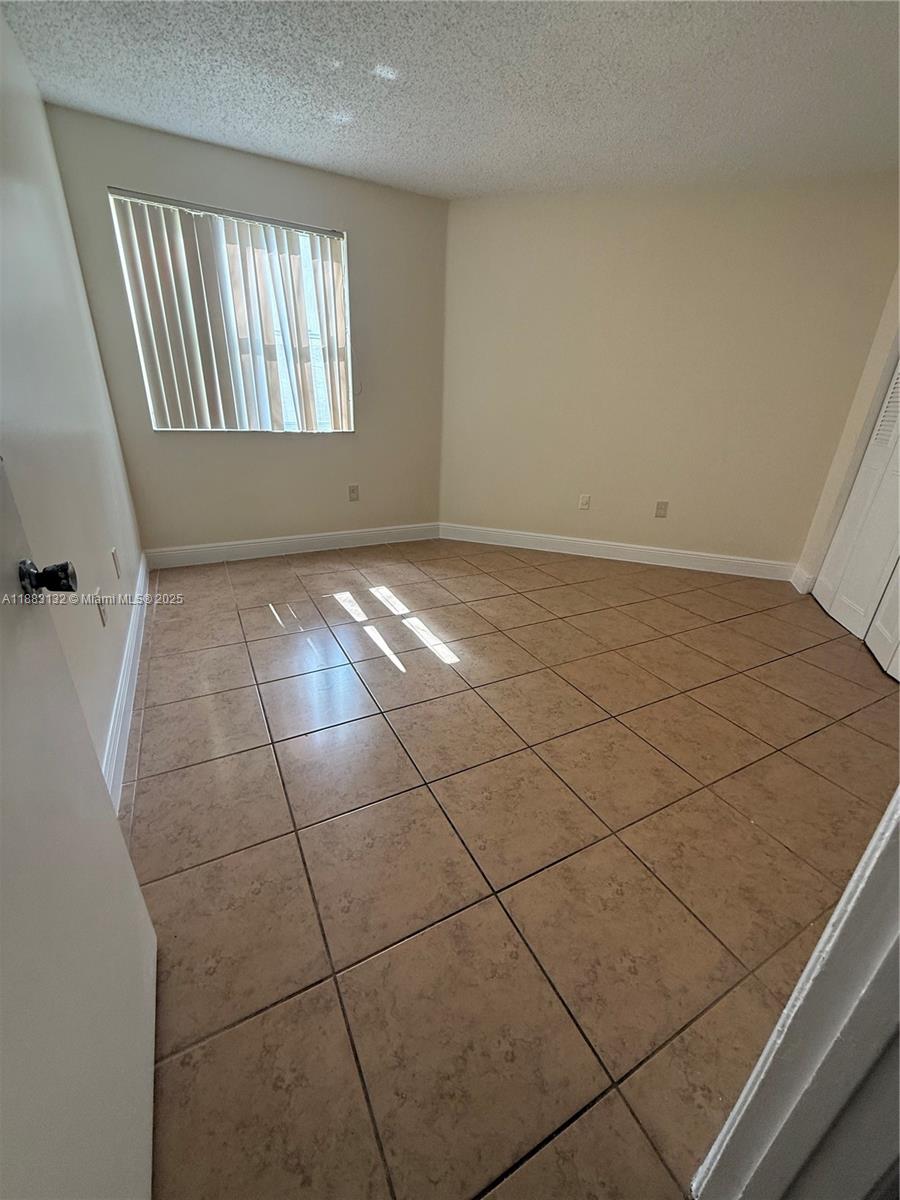 MEDITERRANEAN VILLAS COND - Residential Lease