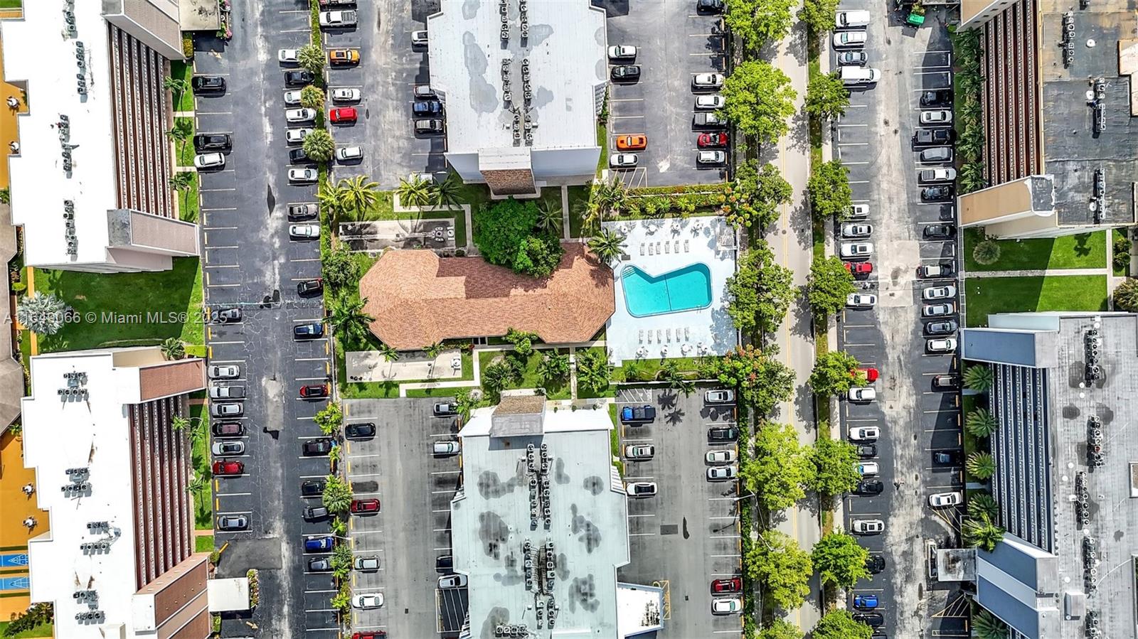 MEADOWBROOK CONDO APTS BL - Residential