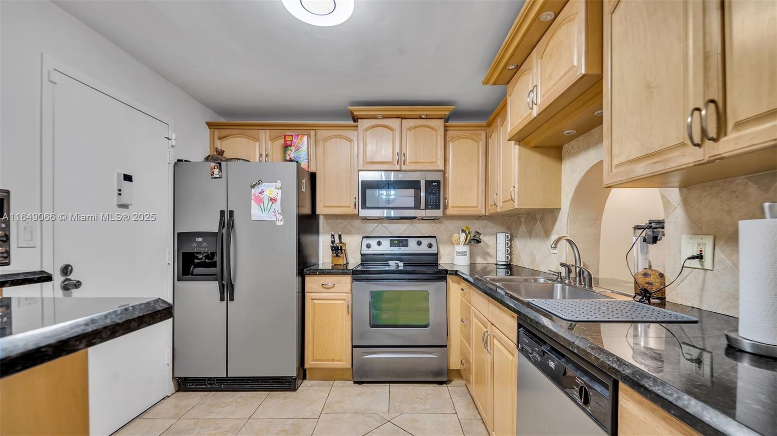MEADOWBROOK CONDO APTS BL - Residential