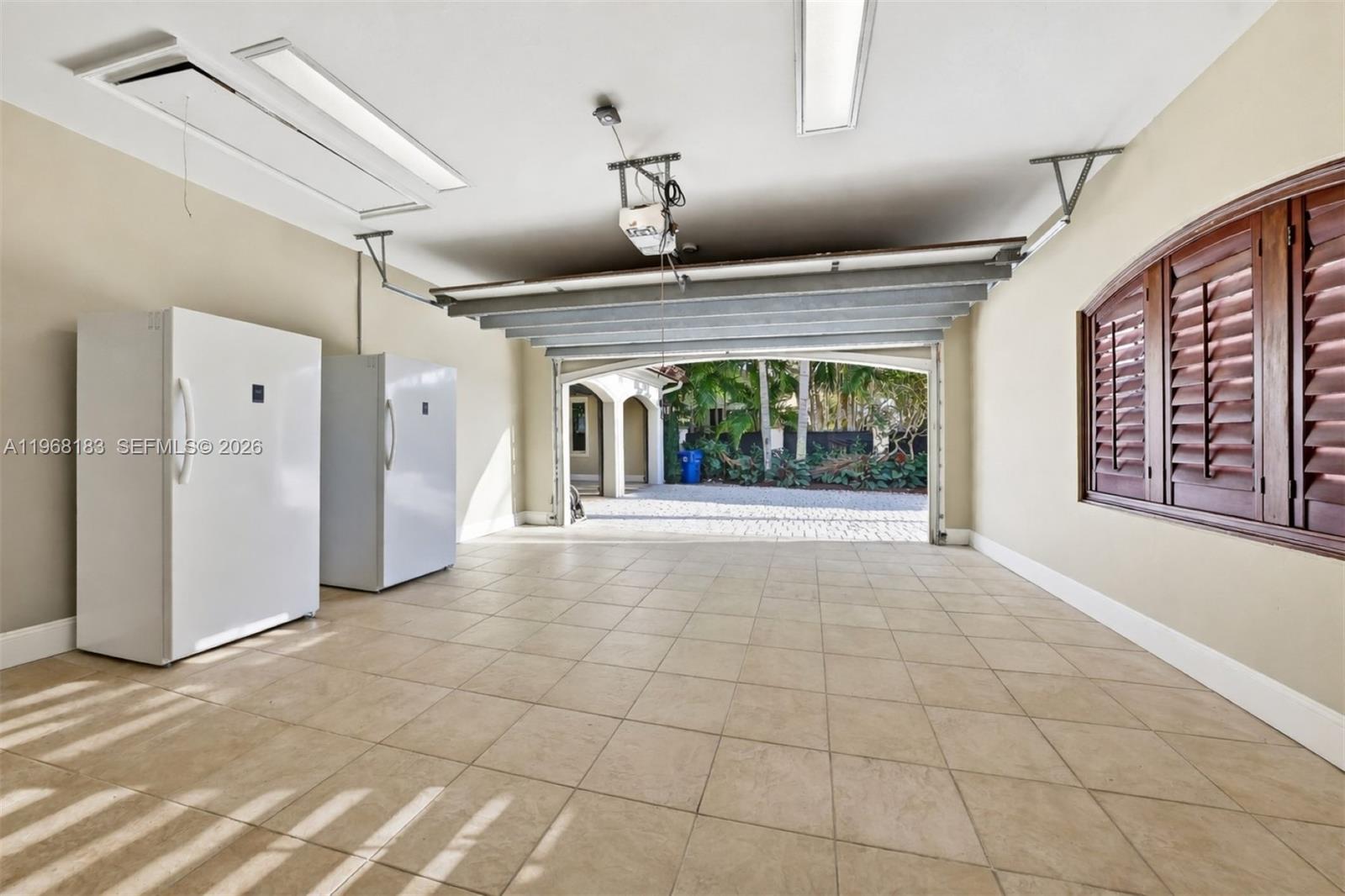 CORAL ISLES - Residential