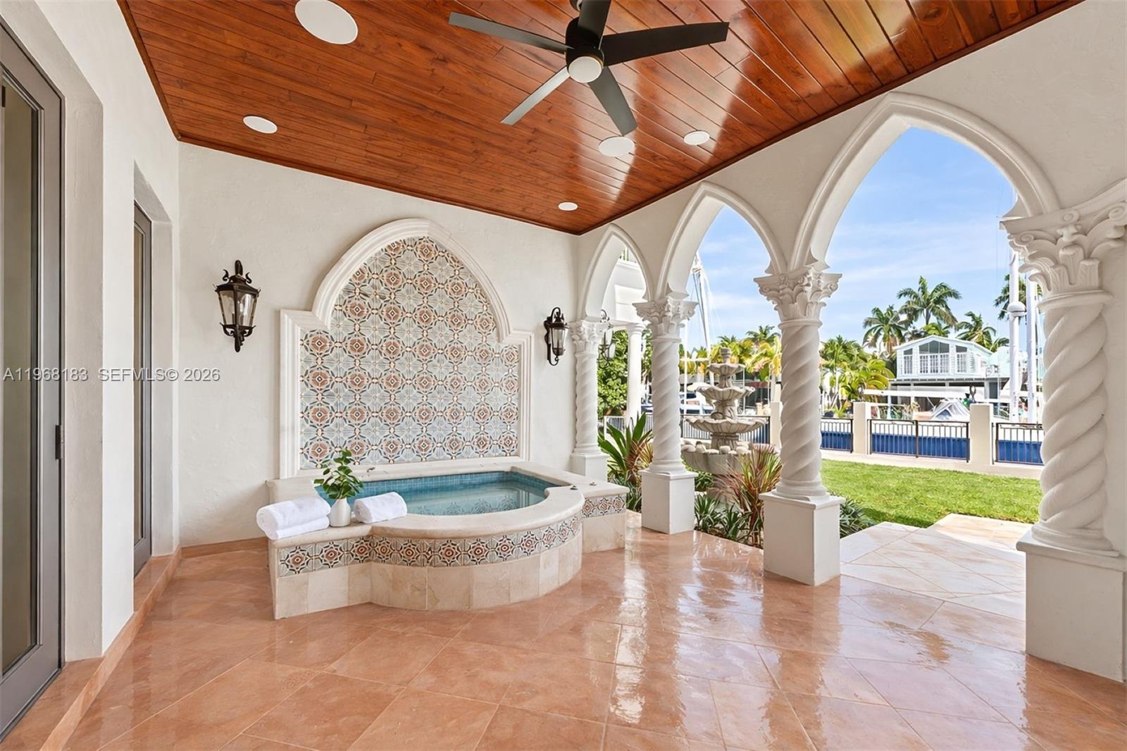 CORAL ISLES - Residential