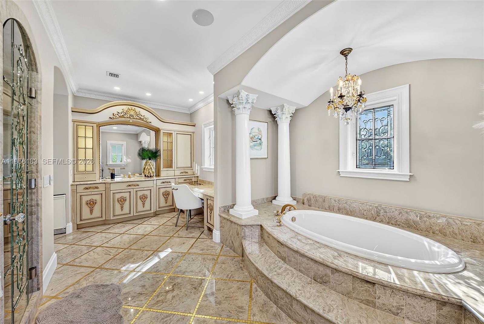 CORAL ISLES - Residential