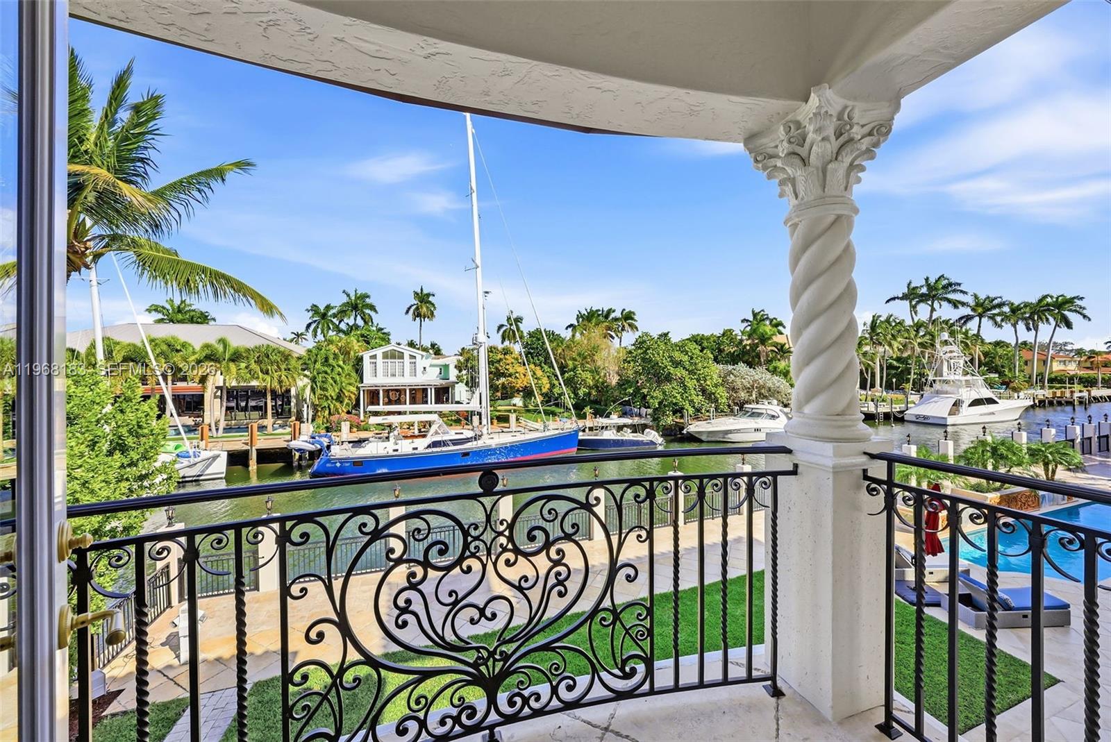 CORAL ISLES - Residential